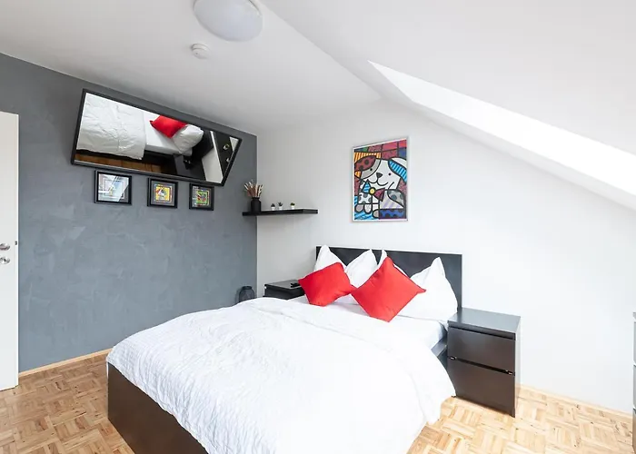 2 In Der Stadt - Grazy * Graz